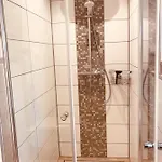 Jette Mit Wallbox 아파트
