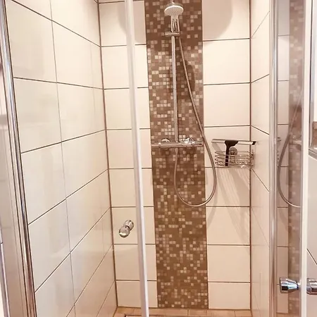 Jette Mit Wallbox 公寓